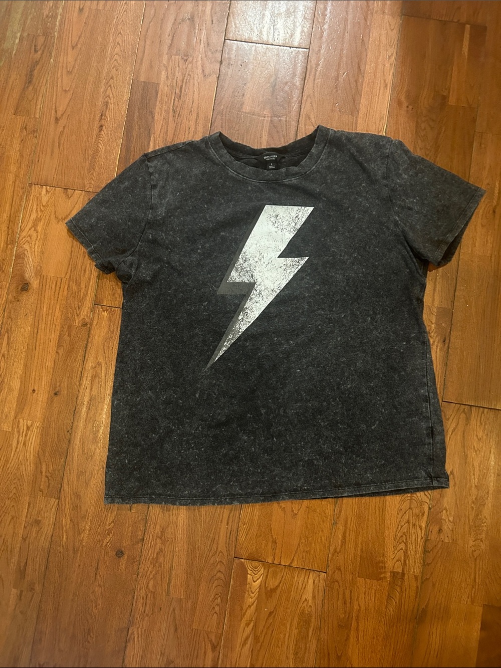 Simply Vera Lighting Bolt Tshirt Black/Gray  Heather Tee